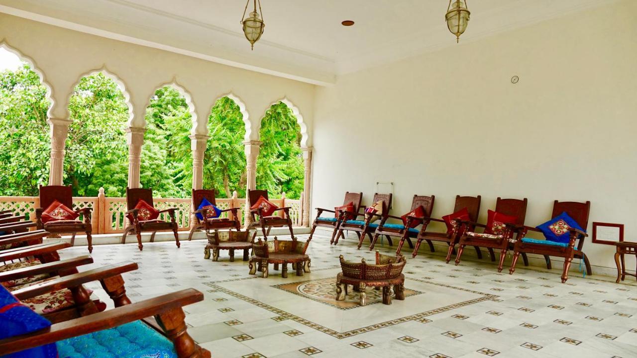The Grand Haveli And Resort Nawalgarh Екстериор снимка